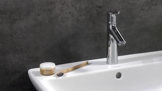 Смеситель Hansgrohe Тalis S New 72021000 для раковины
