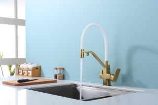 Смеситель для кухни Raglo R85.62.03 с подключением фильтра золотой сатин