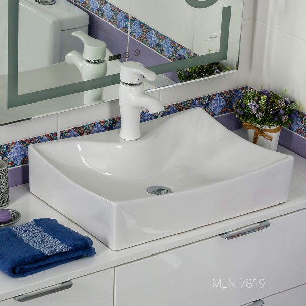 Накладная раковина Melana 7819-805 55см белый