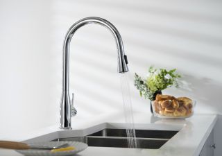 Смеситель для кухни Timo Saona с выдвижной лейкой хром 2336/00FL