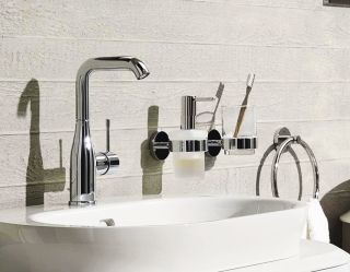 Смеситель для раковины GROHE Essence+ с донным клапаном и высоким изливом, хром (32628001)